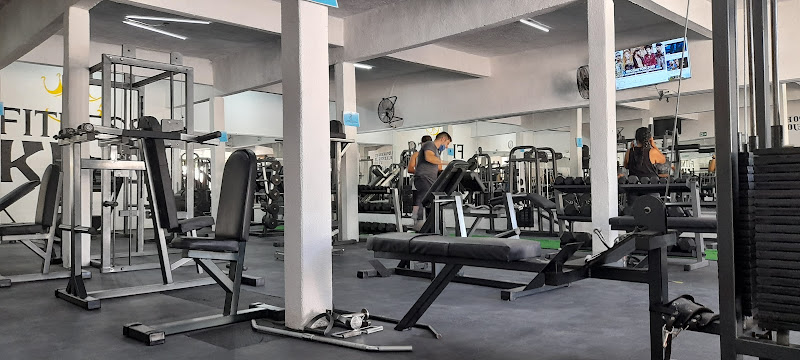 gym en Parras de la Fuente